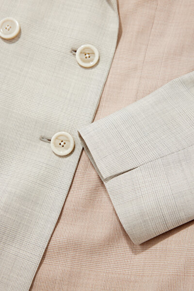 ECRU SURPLICE NECKLINE (CROSS-OVER NECKLINE) JACKET 10