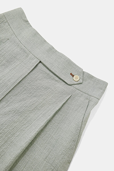 MINT ABOVE THE KNEE BERMUDA 3