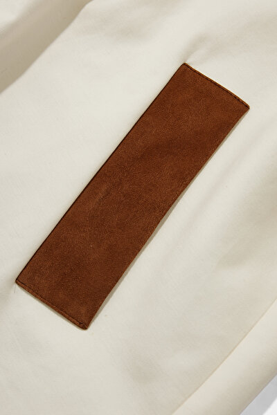 WHITE COAT 10