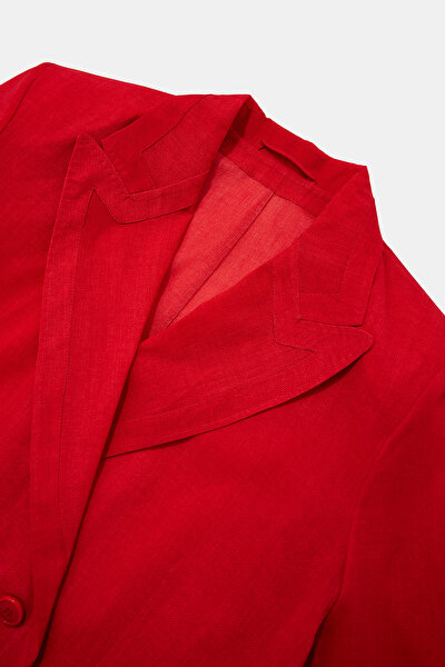 RED JACKET 10
