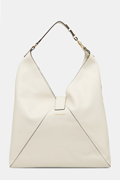 WHITE RAFFIA BAG 4