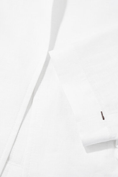 WHITE JACKET 13
