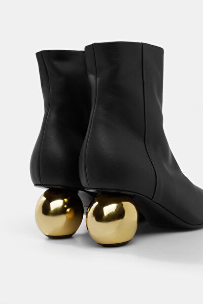 GOLD BOOT 4