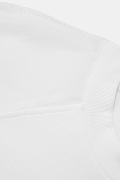 WHITE BASIC / ROUND NECKLINE SHORT SLEEVE TSHIRT 10