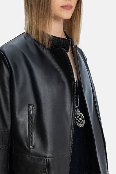 BLACK JACKET 4