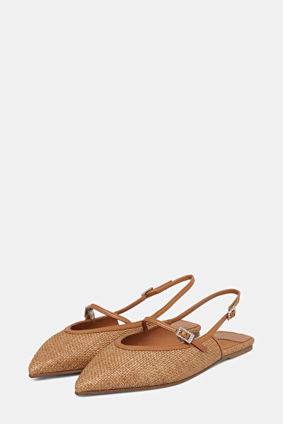 CAMEL WICKER SHOE 3