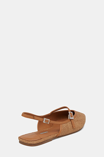 CAMEL WICKER SHOE 4