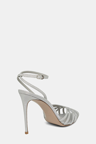 SILVER JEWELLED SHOE 5