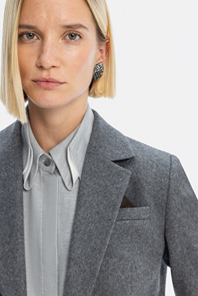 GREY JACKET 4