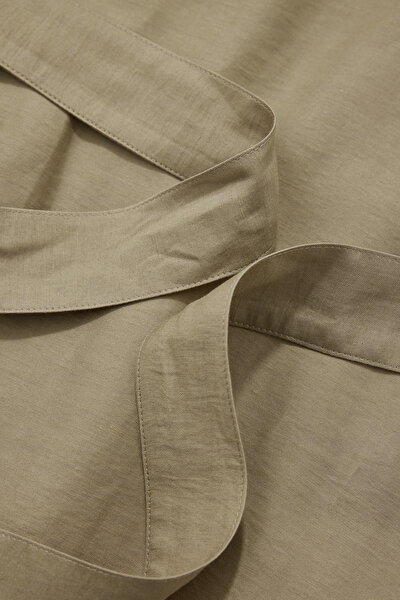KHAKI SLEEVELESS MIDI DRESS 4