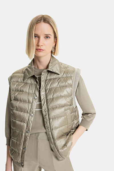 KHAKI VEST 8