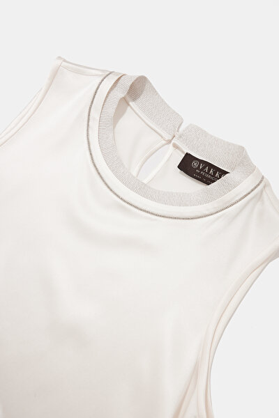 ECRU BASIC / ROUND NECKLINE SLEEVELESS BLOUSE 9