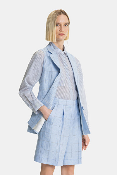BLUE VEST 13