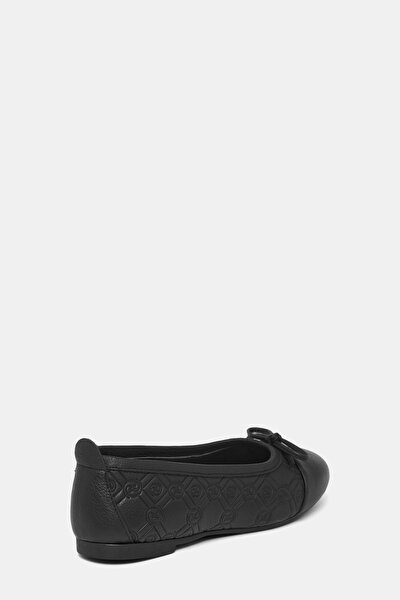 BLACK MONOGRAM LEATHER FLAT SHOES 3