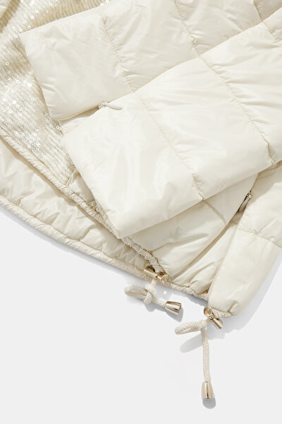 WHITE COAT 9