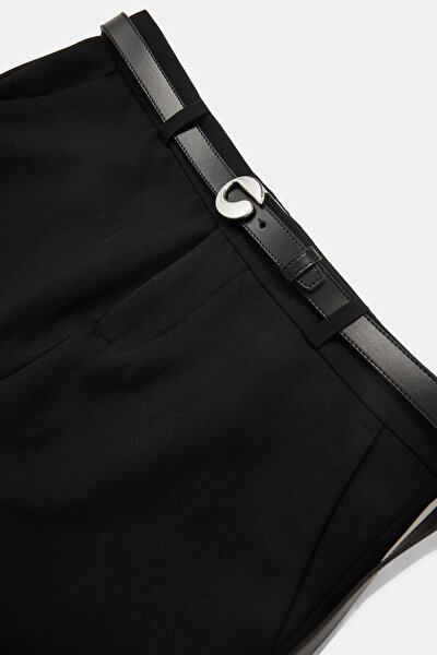 BLACK SKIRT 3