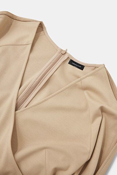 CAMEL LONG SLEEVE DRESS 9