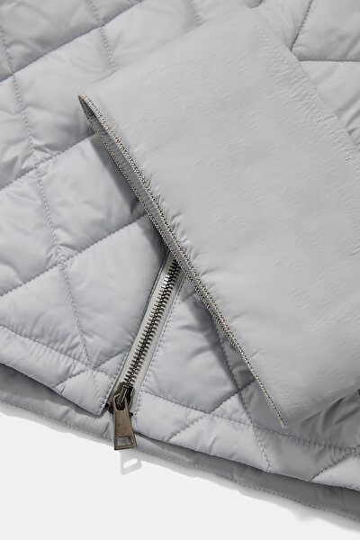 GREY COAT 10