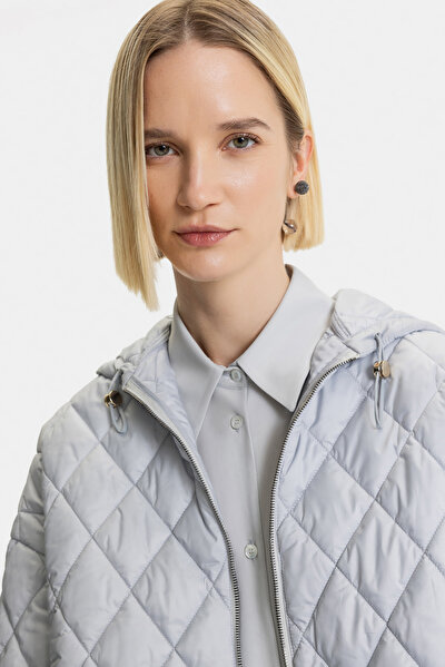 GREY COAT 3