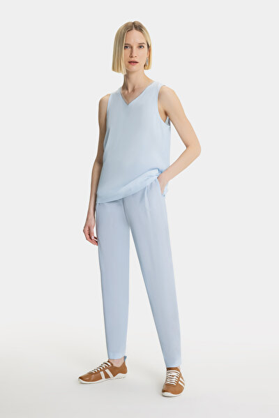 BLUE V NECK SLEEVELESS BLOUSE 3