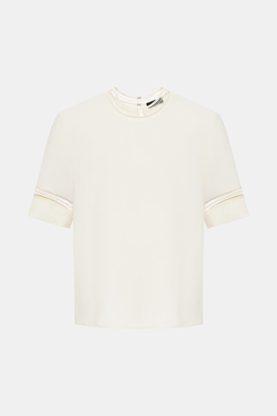 ECRU BASIC / ROUND NECKLINE SHORT SLEEVE BLOUSE 4
