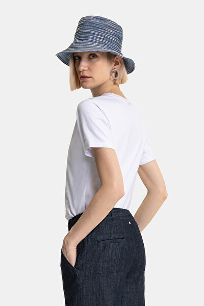 WHITE BASIC / ROUND NECKLINE SHORT SLEEVE TSHIRT 3