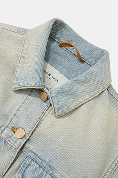 LIGHT BLUE JACKET 3