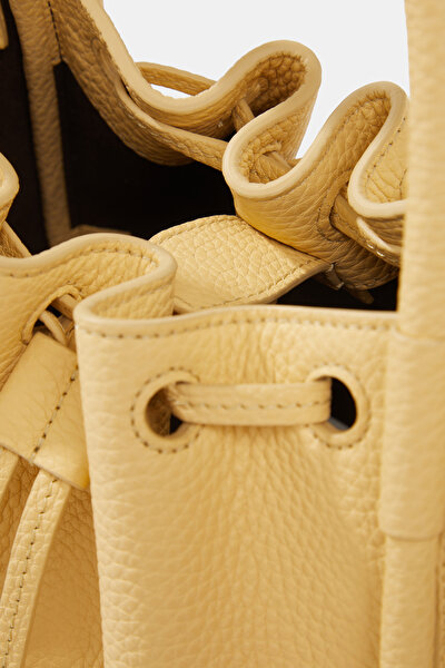 LIGHT YELLOW LEATHER BAG 8