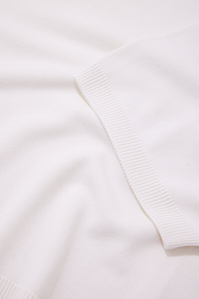 ECRU BASIC / ROUND NECKLINE 4