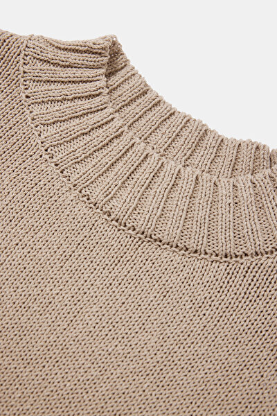 BEIGE BASIC / ROUND NECKLINE 9