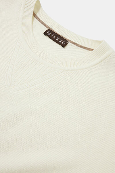 ECRU BASIC / ROUND NECKLINE TRICOT 3