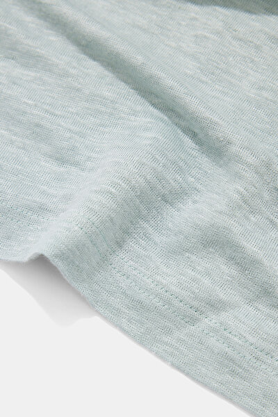 WHITE SHORT SLEEVE TSHIRT 8