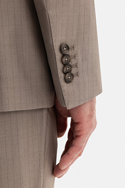BEIGE WOOL/SILK SUIT 4