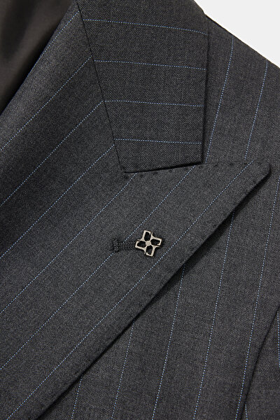 GREY SURPLICE NECKLINE (CROSS-OVER NECKLINE) WOOL SUIT 10