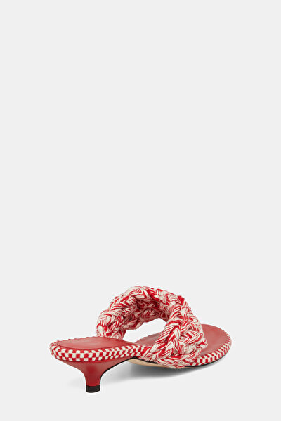 WHITE SLIPPER 4