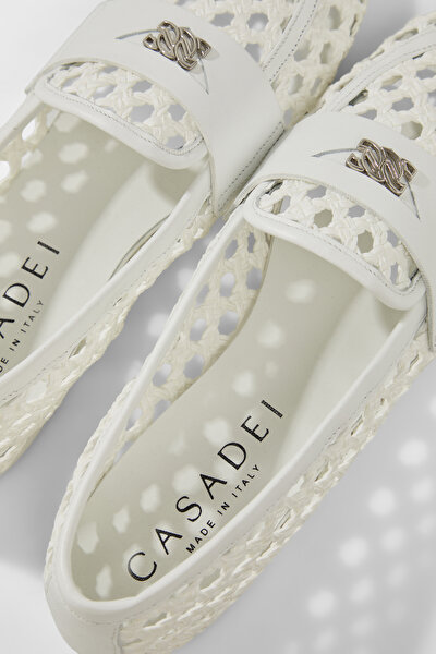 WHITE LEATHER SHOE 5
