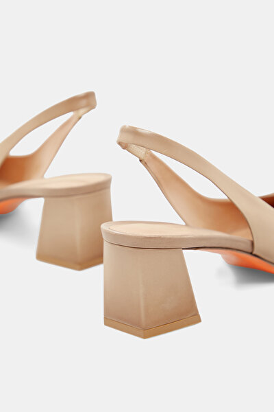 BEIGE LEATHER SHOE 5