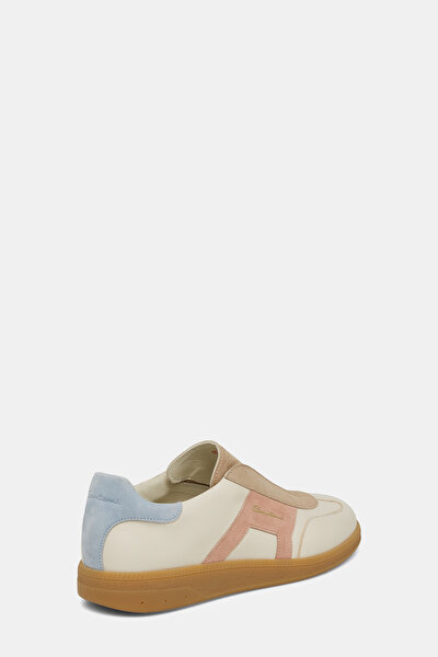 POWDER LEATHER SHOE 3
