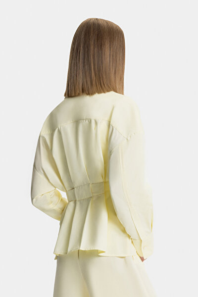 YELLOW COAT 3