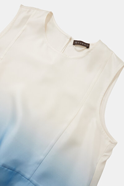 BLUE SLEEVELESS BLOUSE 3