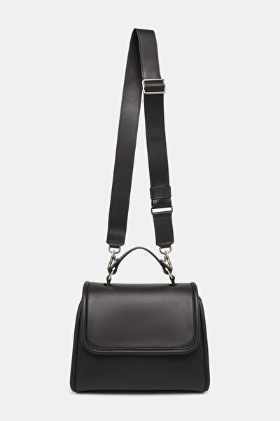BLACK LEATHER BAG 3