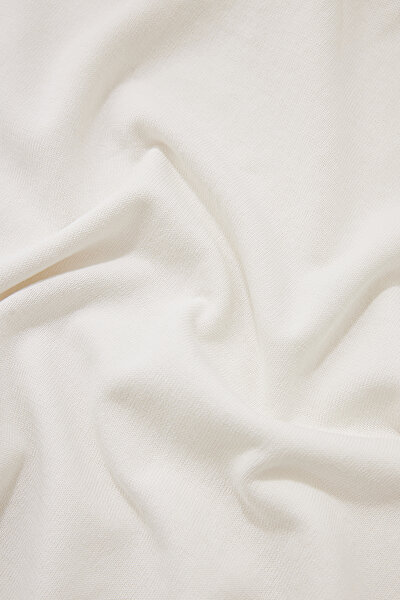 WHITE POLO NECK SHORT SLEEVE TSHIRT 9
