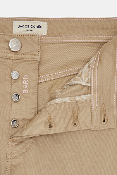 BEIGE TROUSERS 10