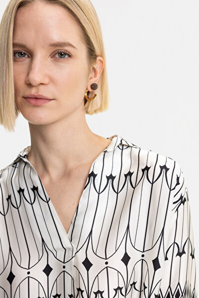 WHITE 3/4 SLEEVES BLOUSE 3