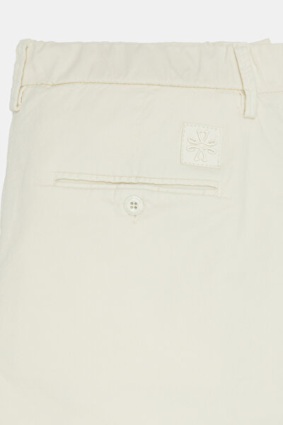 WHITE COTTON ELASTANE BERMUDA 9