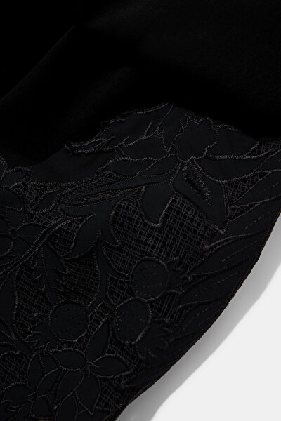 DRESS 4