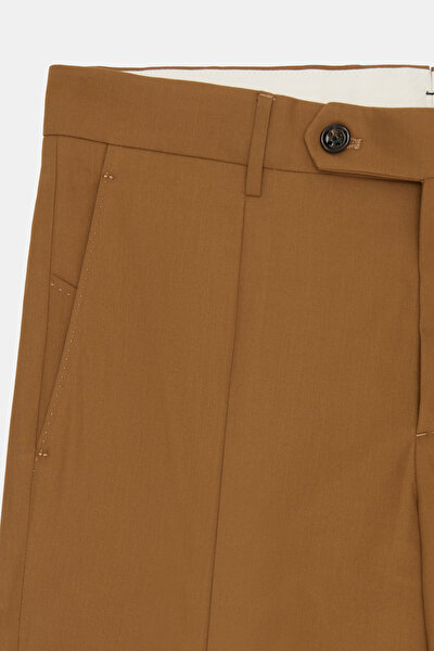 TAN TROUSERS 10