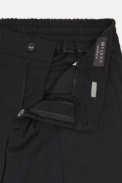 BLACK TROUSERS 4