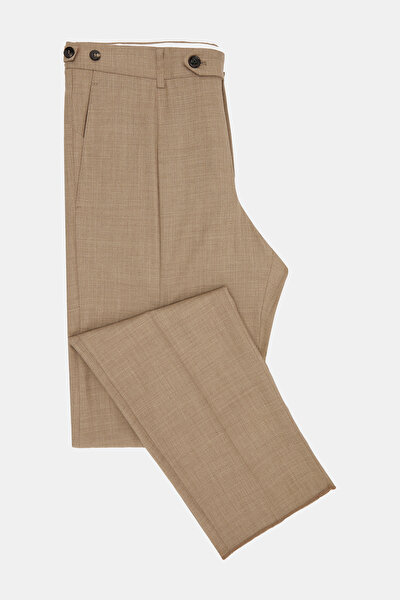 BEIGE TROUSERS 5