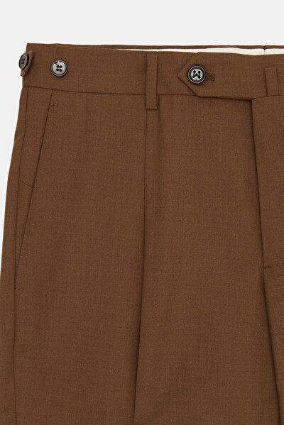 BROWN TROUSERS 9